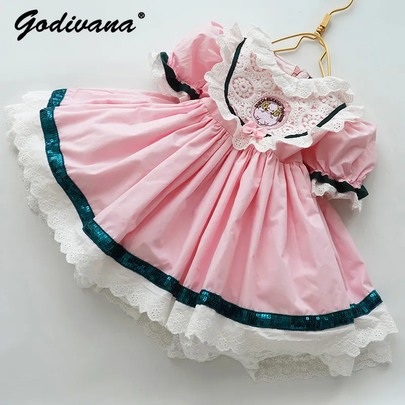 2026 Summer New Childrens Turkish Cartoon Princess Dress Sweet Baby Girls Spanish Pink Puff Sleeve Lace Trim Bow High Waist Gown
2026 Summer New Childrens Turkish Cartoon Princess Dress Sweet Baby Girls Spanish Pink Puff Sleeve Lace Trim Bow High Waist Gown