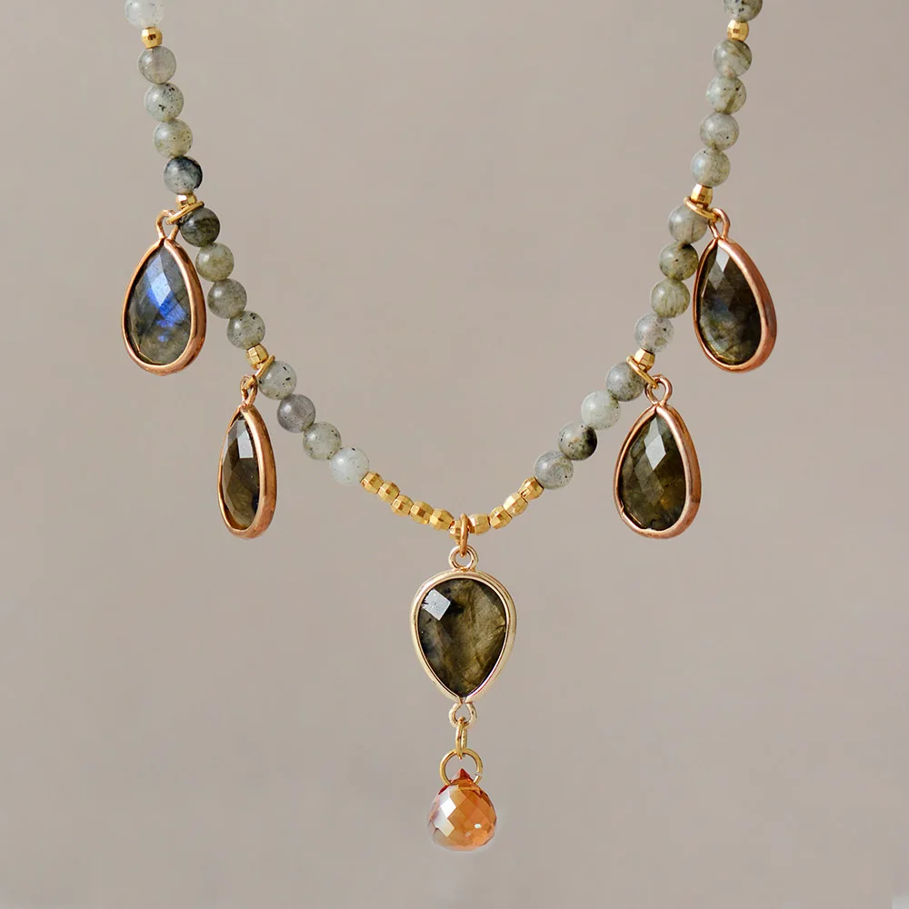 Latest Natural Stones Labradorite Teardrop Pendant Necklace Women Exquisite Gemstones Charm Beaded Choker Necklace OL Jewelry
Latest Natural Stones Labradorite Teardrop Pendant Necklace Women Exquisite Gemstones Charm Beaded Choker Necklace OL Jewelry