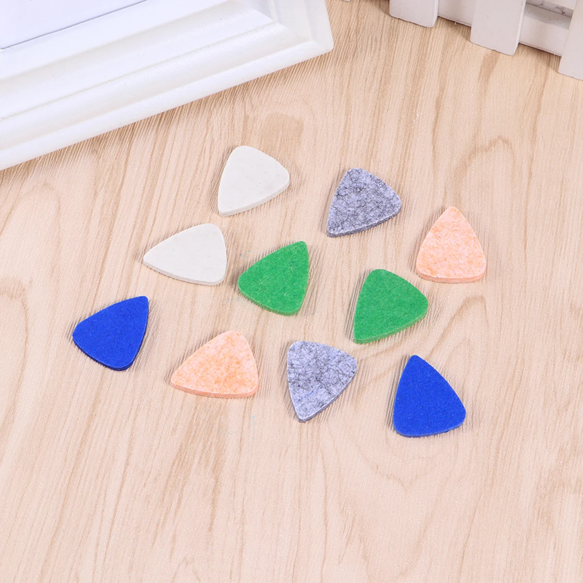 10 Pcs Guitar Pick Picks Acoustic Accessories Bass Felt Colorful Ukulele Not Hurt
10 Pcs Guitar Pick Picks Acoustic Accessories Bass Felt Colorful Ukulele Not Hurt