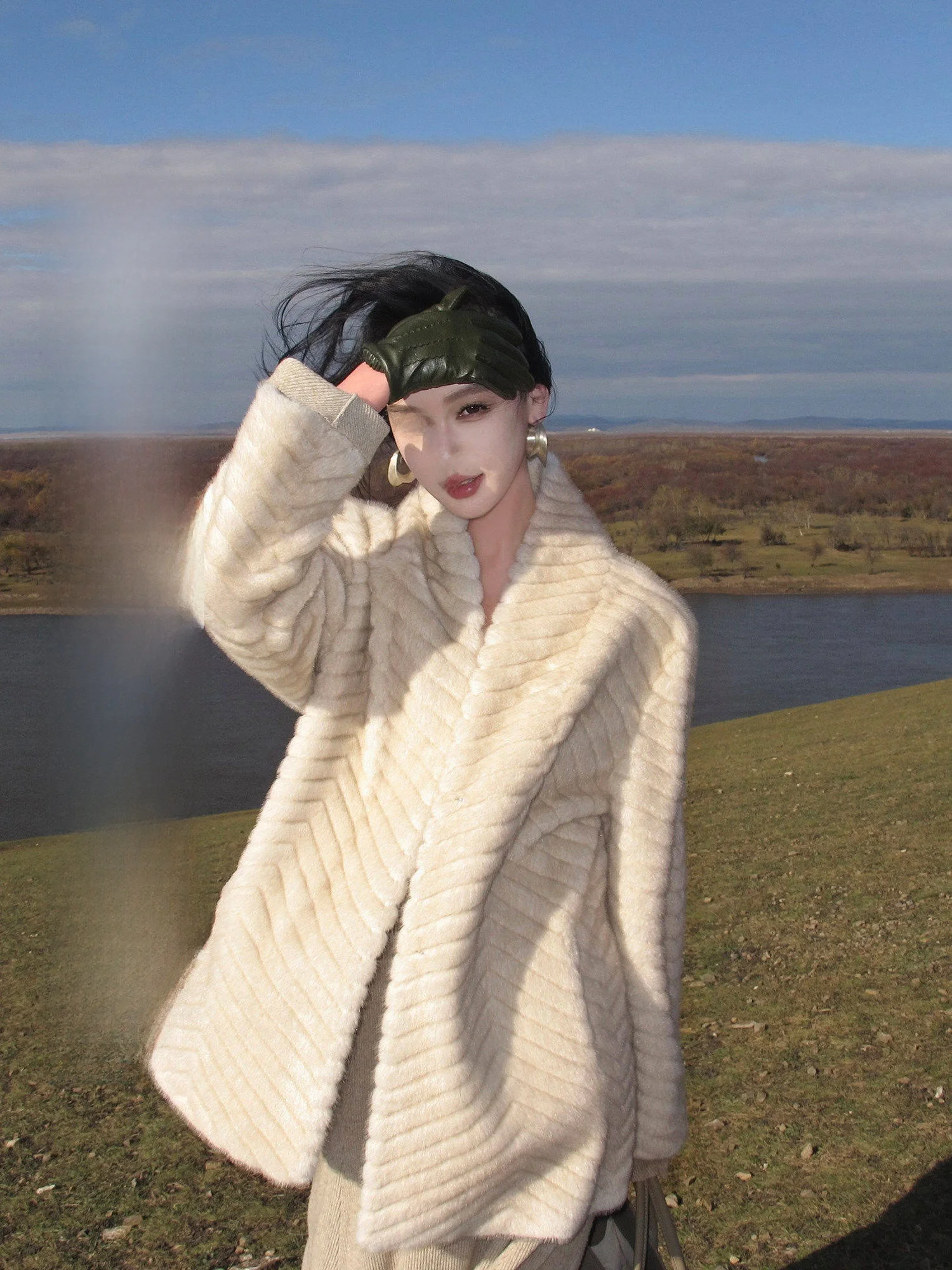 Eco-Friendly ort Fur Coat for Women Sli Winter Outerwear White Leather Alternative Youth Universal Fit Casual Sle
Eco-Friendly ort Fur Coat for Women Sli Winter Outerwear White Leather Alternative Youth Universal Fit Casual Sle
