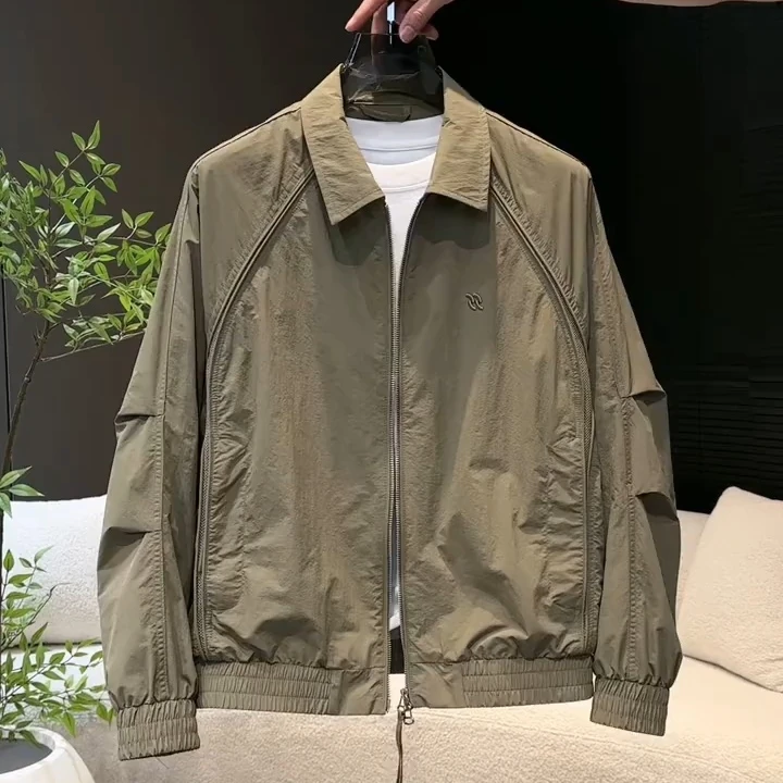 Мужская повседневная куртка с воротником-стойкой, вышивкой и вставками, модная демисезонная верхняя одежда, ветрозащитная, для отдыха
Мужская повседневная куртка с воротником-стойкой, вышивкой и вставками, модная демисезонная верхняя одежда, ветрозащитная, для отдыха