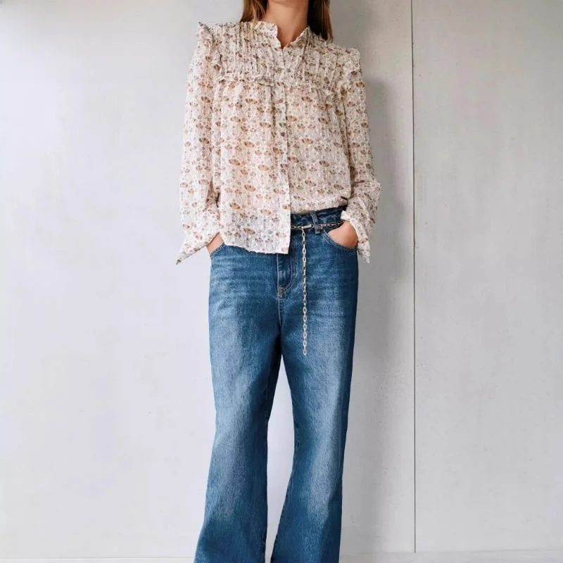 Spring 2025 New Women's Faion Long Sve Printed Chiffon irt Turn-down Collar Commute Sle Korean Loose Fit Polyester F...
Spring 2025 New Women's Faion Long Sve Printed Chiffon irt Turn-down Collar Commute Sle Korean Loose Fit Polyester F...