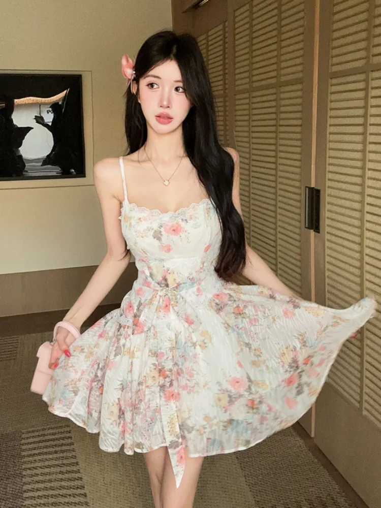 Sweet Floral Halter Dress High Waist Backless Slimming A-Line Short Skirt Korean Style Commute Summer Casual Knot
Sweet Floral Halter Dress High Waist Backless Slimming A-Line Short Skirt Korean Style Commute Summer Casual Knot