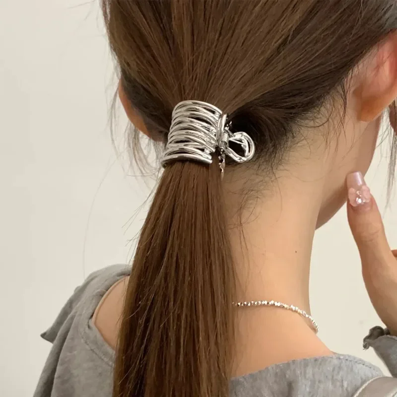 High Ponytail Clip for Women Fashion Metal Hair Claw Girls Clamps Girl Fixed Hairpin Claw Clip Hair Accessories Headwear New
High Ponytail Clip for Women Fashion Metal Hair Claw Girls Clamps Girl Fixed Hairpin Claw Clip Hair Accessories Headwear New