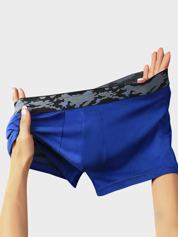 Men's ultra-thin breathable ice silk seamless one-piece sexy boxers
Men's ultra-thin breathable ice silk seamless one-piece sexy boxers