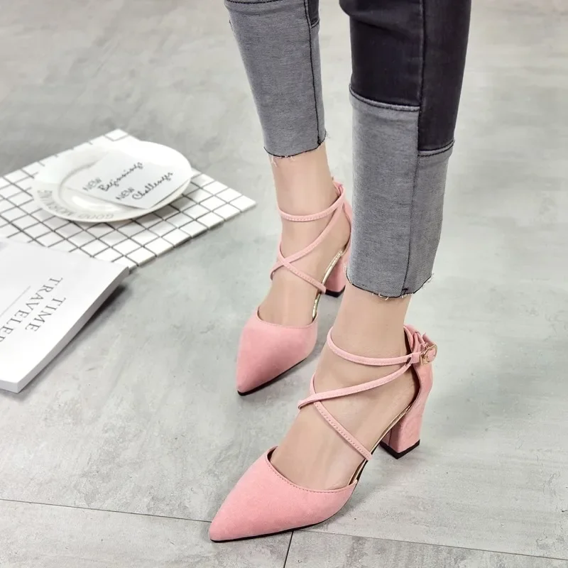 2025 New Women's Shoes Buckle Strap Women's High Heels Fashion Best Seller Solid Office and Career Sexy Pointed Toe Heels Women
2025 New Women's Shoes Buckle Strap Women's High Heels Fashion Best Seller Solid Office and Career Sexy Pointed Toe Heels Women