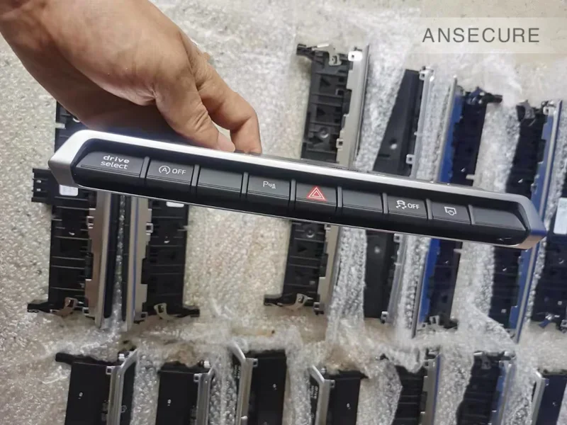 Driveselect Switch Multiple Switch Button For Audi Q2 2017-2024 81A925301K
Driveselect Switch Multiple Switch Button For Audi Q2 2017-2024 81A925301K