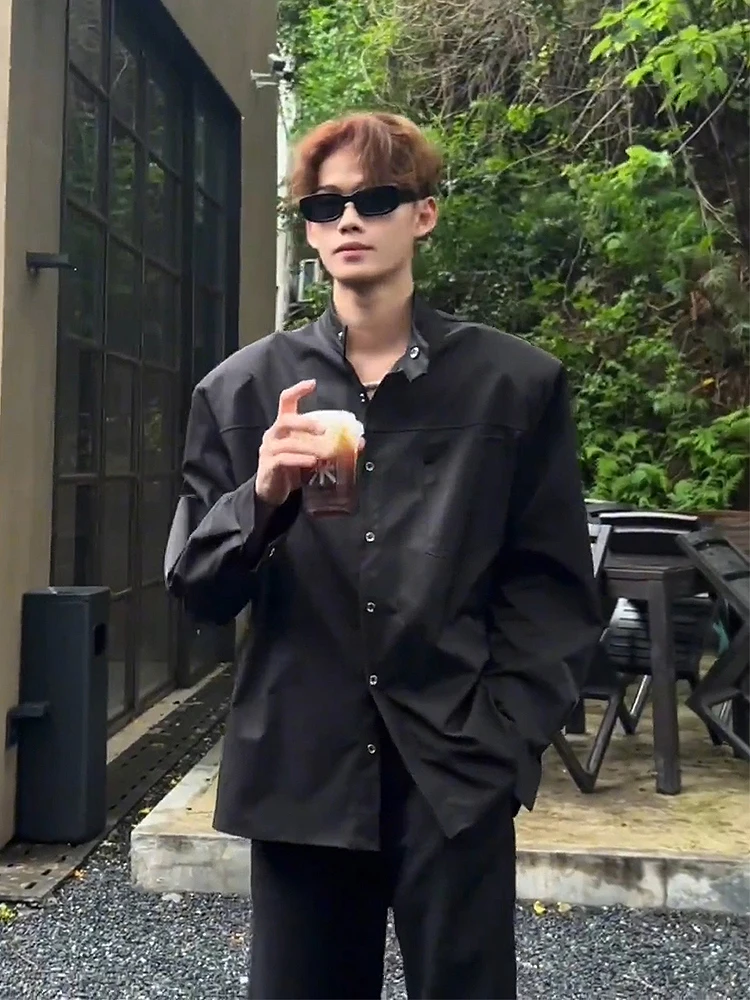 Мужская высококачественная удлиненная куртка Cleanfit Blaoulder Pad с воротником-стойкой в корейском стиле, повседневная, свободного кроя
Мужская высококачественная удлиненная куртка Cleanfit Blaoulder Pad с воротником-стойкой в корейском стиле, повседневная, свободного кроя