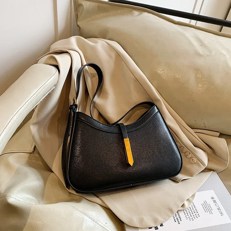 Sense of Luxury Fashion PU Half Moon Shoulder Bags Solid Zipper High Quality 2024 Designer Style Commute Armpit Bags for Women
Sense of Luxury Fashion PU Half Moon Shoulder Bags Solid Zipper High Quality 2024 Designer Style Commute Armpit Bags for Women