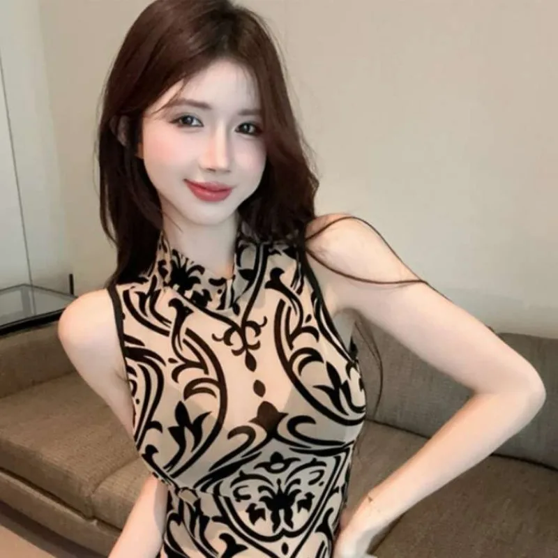 Blouse Vest Jumpsuit Women's Summer Retro Printed Luxurious Seductive Sheer Mesh Stand-up Collar Casual Niche Versatile Elegant
Blouse Vest Jumpsuit Women's Summer Retro Printed Luxurious Seductive Sheer Mesh Stand-up Collar Casual Niche Versatile Elegant