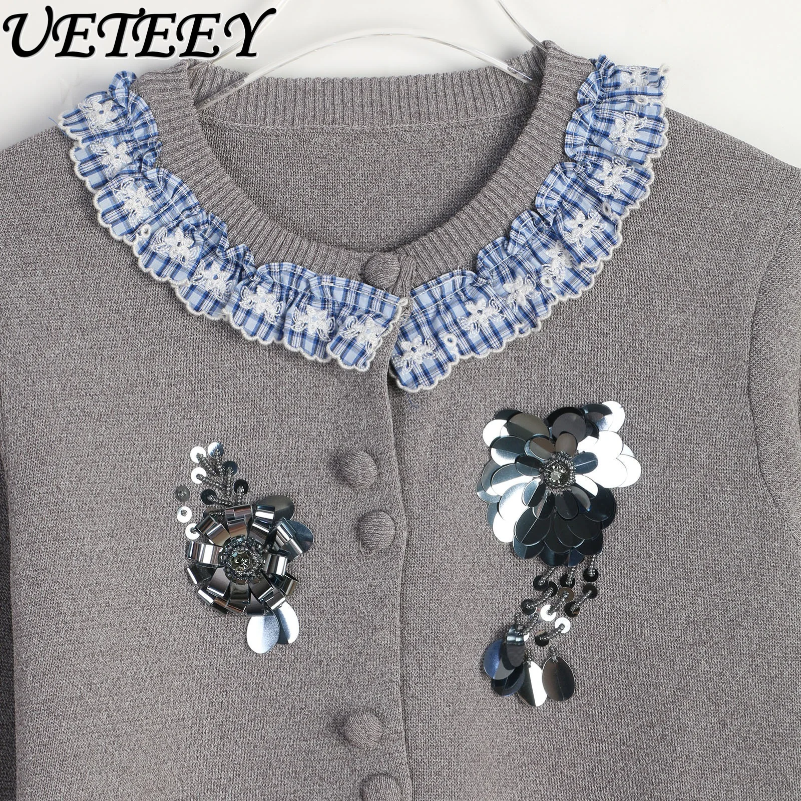 2025 Autumn Winter New Knitted Sweater Women Sweet Knitted Cardigan Embroidered Sequin Korean Long Sleeve Knitted Jacket Female
2025 Autumn Winter New Knitted Sweater Women Sweet Knitted Cardigan Embroidered Sequin Korean Long Sleeve Knitted Jacket Female