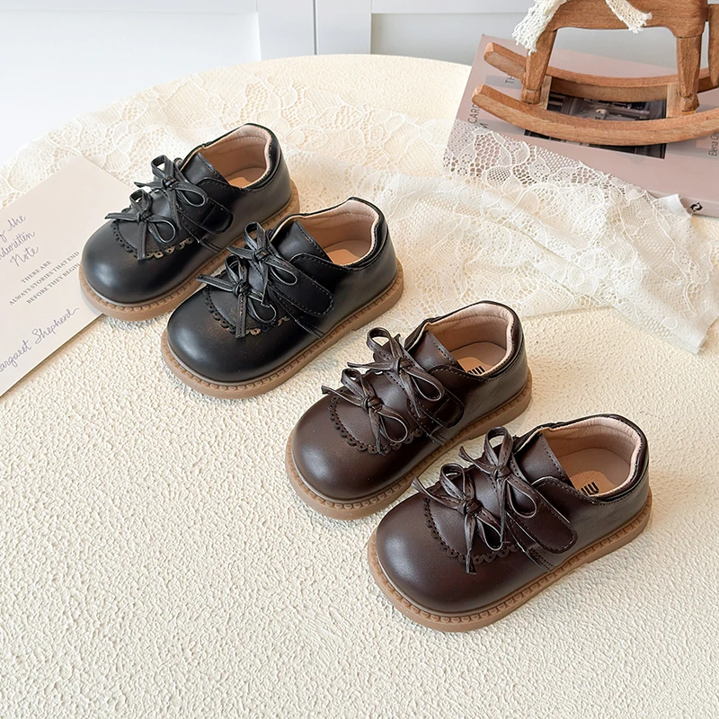 2026 Spring Girl's Leather Shoe Bowknot Hook-loop Lace Cute Kid's Flat Shoe Solid Colors Anti-slip Fashion Daily Children Shoe
2026 Spring Girl's Leather Shoe Bowknot Hook-loop Lace Cute Kid's Flat Shoe Solid Colors Anti-slip Fashion Daily Children Shoe