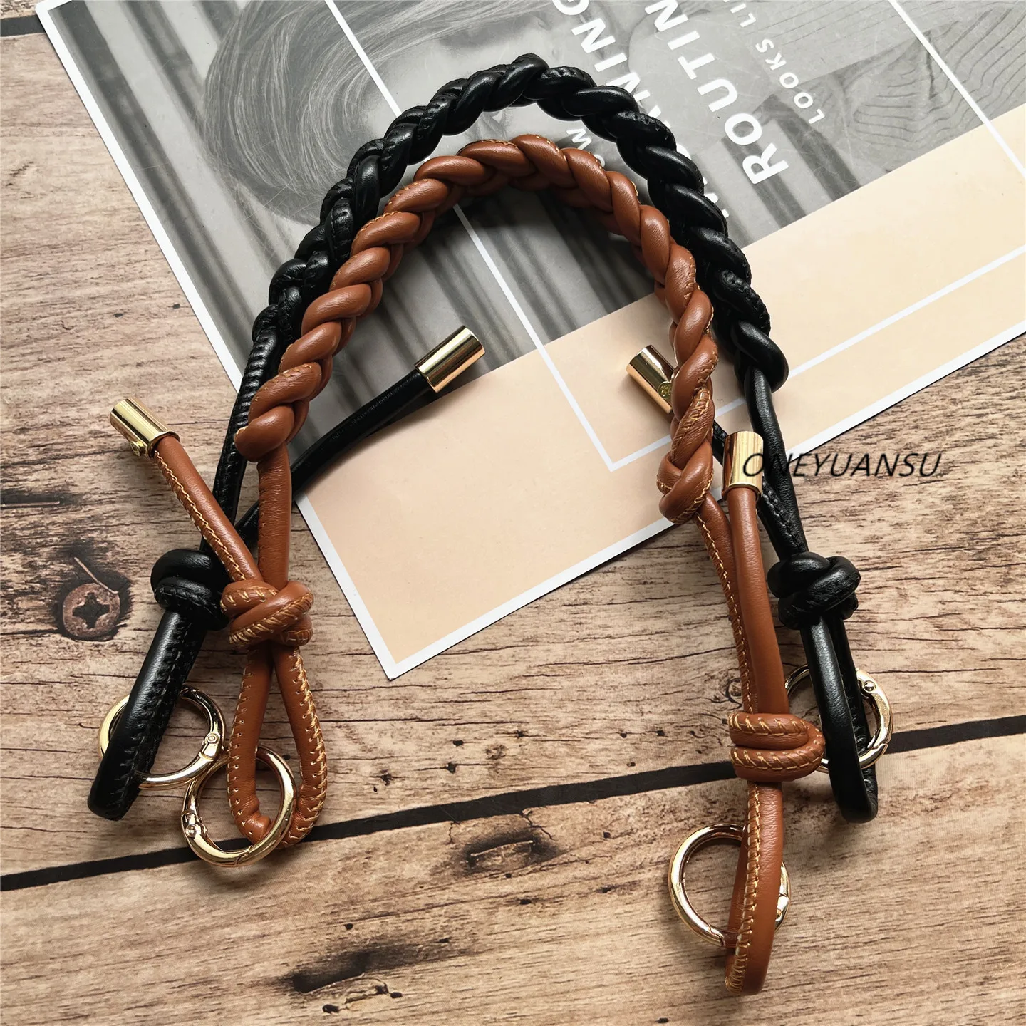 Wrist Strap Phone Lanyard PU Leather Wrist Lanyard Portable Mobile Phone Chain to Hang Around Accessories Anti-theft Strap
Wrist Strap Phone Lanyard PU Leather Wrist Lanyard Portable Mobile Phone Chain to Hang Around Accessories Anti-theft Strap