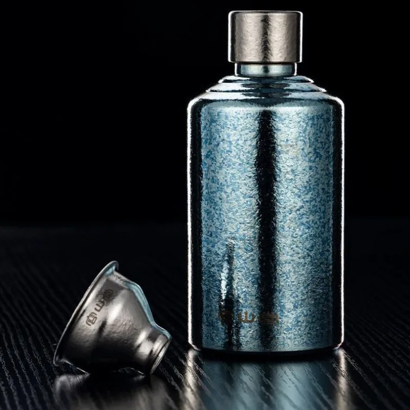 Pure Titanium Wine Flask Portable Mini Liquor Bottle Outdoor Travel Camping Household High-grade Alcohol Storage Bottle
Pure Titanium Wine Flask Portable Mini Liquor Bottle Outdoor Travel Camping Household High-grade Alcohol Storage Bottle