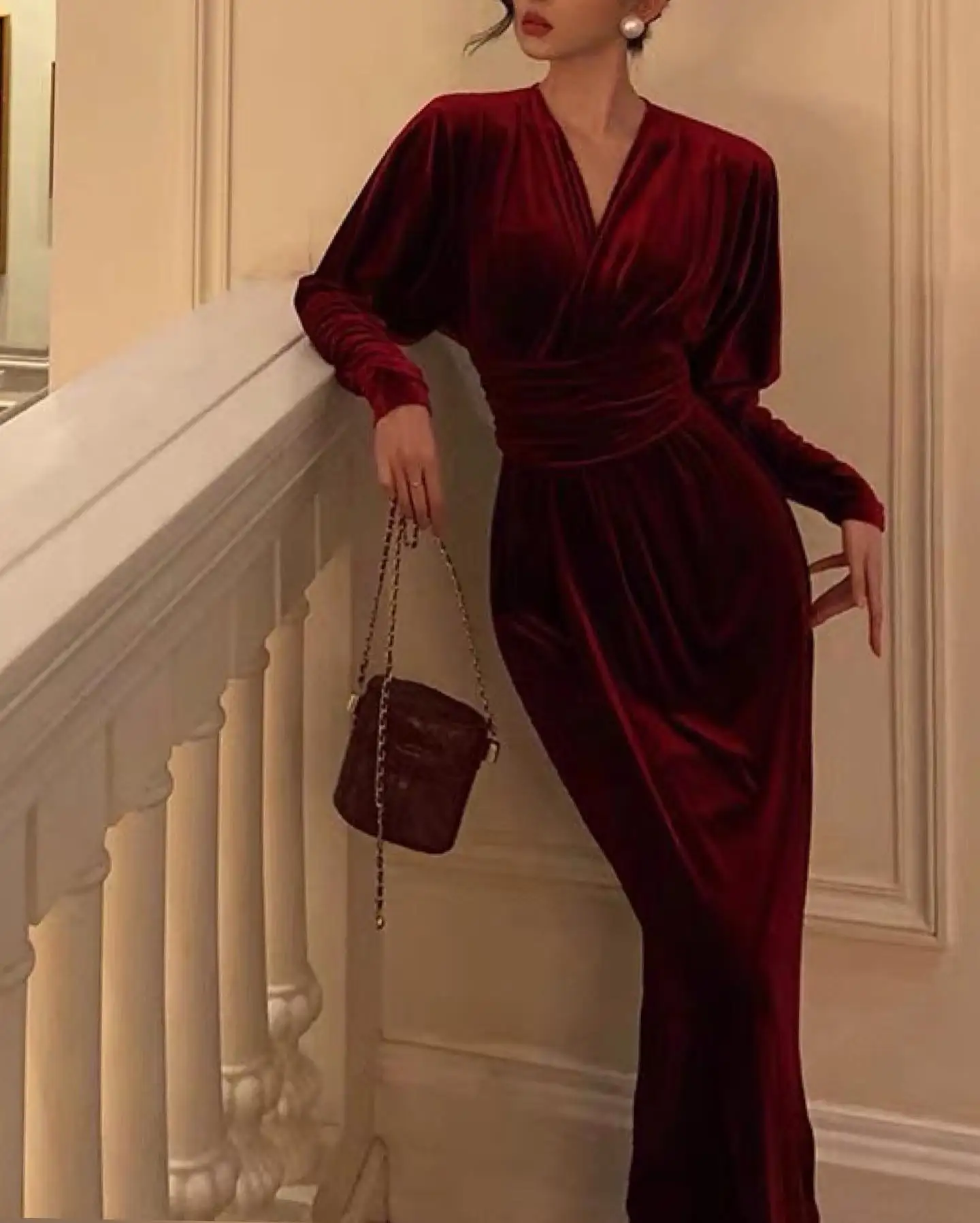 Customized Graceful Velour Evening Dresses High Quality Long Sleeves V-Neck Prom Dress Custom Made Bespoke Occasion Gowns
Customized Graceful Velour Evening Dresses High Quality Long Sleeves V-Neck Prom Dress Custom Made Bespoke Occasion Gowns