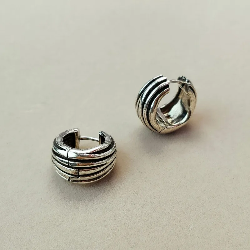 Simple and Cold Style Retro Striped Earrings Plain Ring Medieval Earrings Niche High-end Versatile Women's Stud Earrings
Simple and Cold Style Retro Striped Earrings Plain Ring Medieval Earrings Niche High-end Versatile Women's Stud Earrings