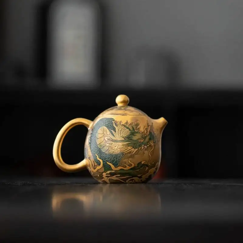Zhou Hongjie 24K Gold-Plated Ink And Blue Dragon Teapot, Pure Teacup, Personal Use, Nine Peach Master Cup, Gold Pot
Zhou Hongjie 24K Gold-Plated Ink And Blue Dragon Teapot, Pure Teacup, Personal Use, Nine Peach Master Cup, Gold Pot