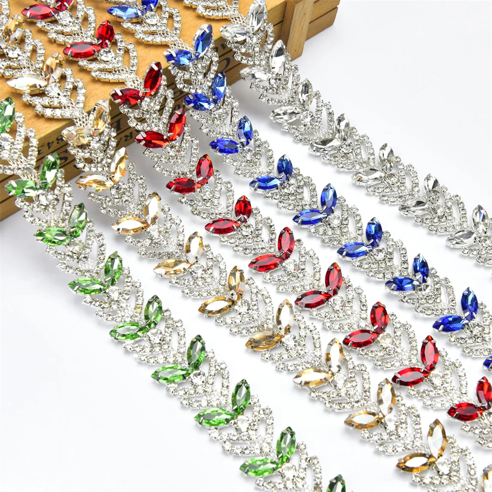 1 Yard Crystal Rhinestones Applique Trim Plated Silver Bling Metal Chain Ribbon Bridal Dress Belt Bags Shoes Collars Accessories
1 Yard Crystal Rhinestones Applique Trim Plated Silver Bling Metal Chain Ribbon Bridal Dress Belt Bags Shoes Collars Accessories