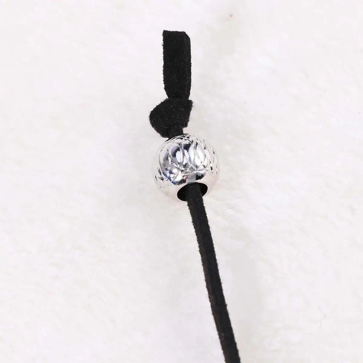 Венок для волос из пенопластовых роз, 6 темно-синих роз, свадебная цветочная корона, регулируемый размер, для свадьбы, фестиваля, вечеринки, портрета матери и дочери
Венок для волос из пенопластовых роз, 6 темно-синих роз, свадебная цветочная корона, регулируемый размер, для свадьбы, фестиваля, вечеринки, портрета матери и дочери