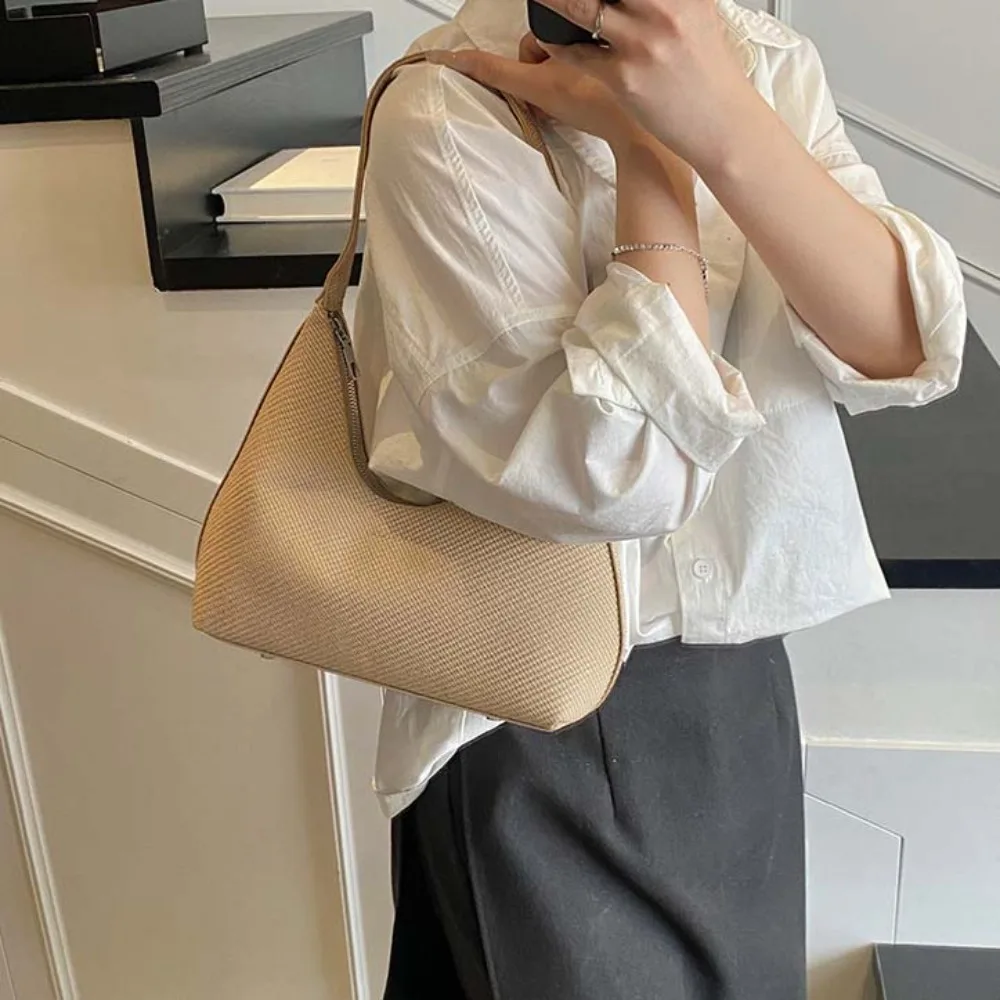 Shoulder Bag Elegant PU Hobo Bag Solid Color Large Capacity French Underarm Bag Khaki Beige Texture Handbag Work
Shoulder Bag Elegant PU Hobo Bag Solid Color Large Capacity French Underarm Bag Khaki Beige Texture Handbag Work
