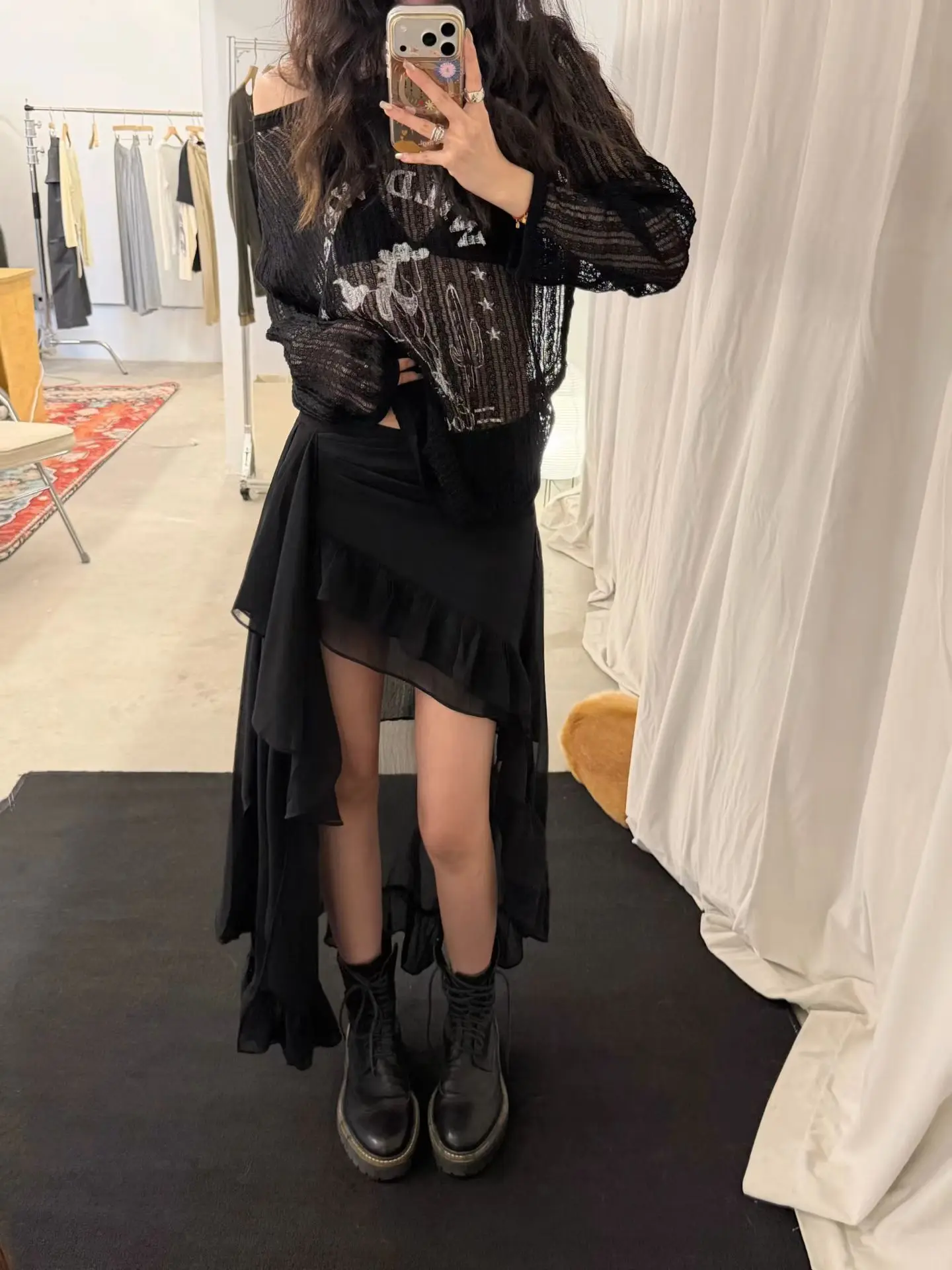 CHICYAN2026 Spring Summer New Vintage Asymmetric High Waist Women's Dark Black Flowing Chiffon Skirt with Pleated Design
CHICYAN2026 Spring Summer New Vintage Asymmetric High Waist Women's Dark Black Flowing Chiffon Skirt with Pleated Design