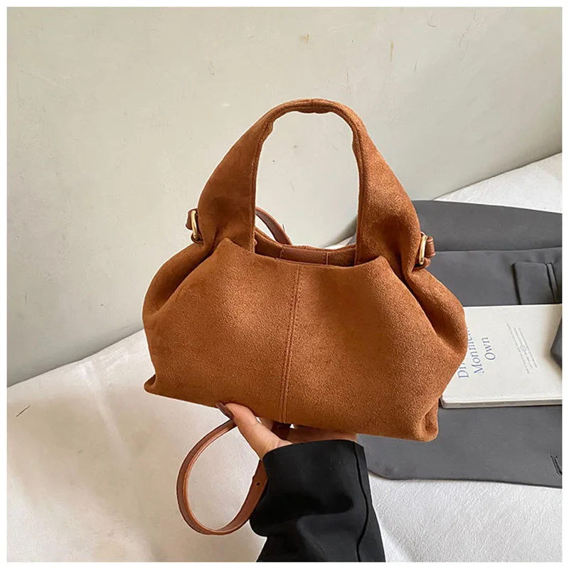 Ruched Shoulder Crossbody Bags for Women Vintage Faux Suede Women Handbags Purses Luxury Designer Bag New Clutch Pouch Ladies
Ruched Shoulder Crossbody Bags for Women Vintage Faux Suede Women Handbags Purses Luxury Designer Bag New Clutch Pouch Ladies