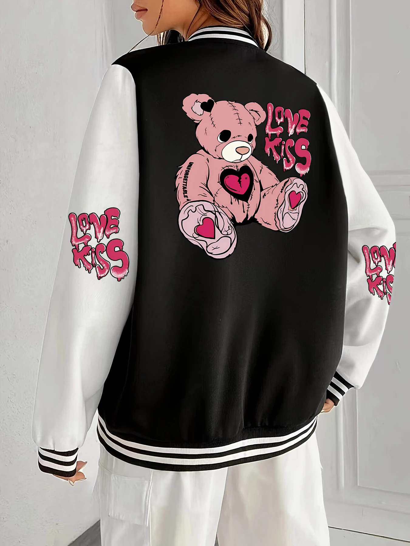 Pink Love Kiss Art Letter Printed Baseball Jersey Couple Sport Warm Jacket Loose Hip Hop Jackets All-Match O-Neck Uniform
Pink Love Kiss Art Letter Printed Baseball Jersey Couple Sport Warm Jacket Loose Hip Hop Jackets All-Match O-Neck Uniform