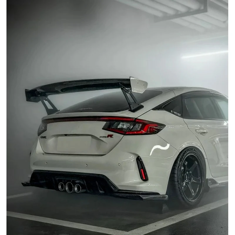 Suitable -R FL5 VRS Type Rear Spoiler
Suitable -R FL5 VRS Type Rear Spoiler