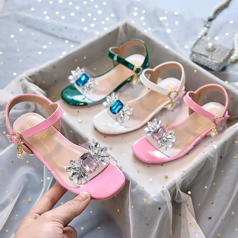 Fashion Girls' Shoes 2025 Summer New Kids Sandals Simple Versatile Girls' Princess Shoes Anti Slip Child Beach Shoe Sandalias
Fashion Girls' Shoes 2025 Summer New Kids Sandals Simple Versatile Girls' Princess Shoes Anti Slip Child Beach Shoe Sandalias
