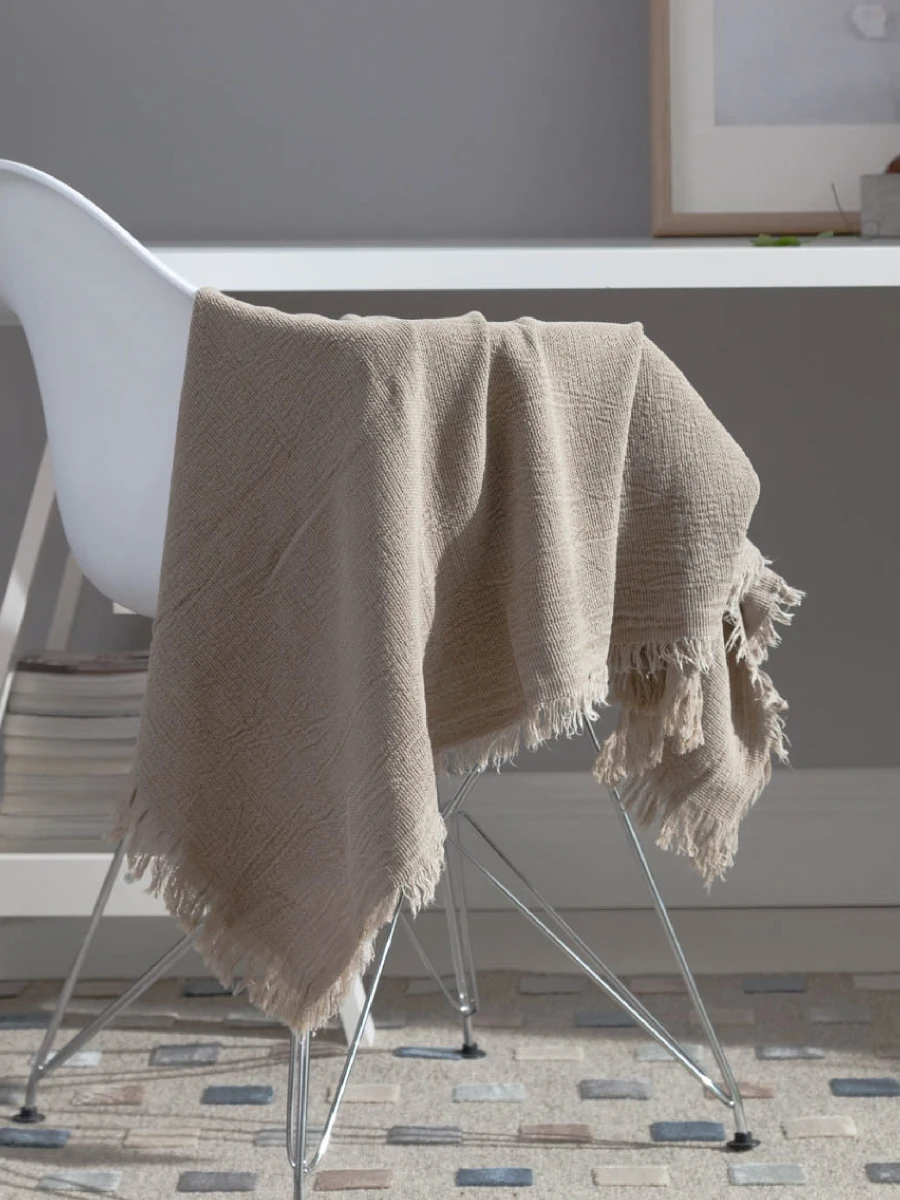 Pure Cotton Blanket Breathable Sofa Office Air Conditioned Casual Blanket Bed Tail Drop Shoulder Summer Autumn Winter Use
Pure Cotton Blanket Breathable Sofa Office Air Conditioned Casual Blanket Bed Tail Drop Shoulder Summer Autumn Winter Use