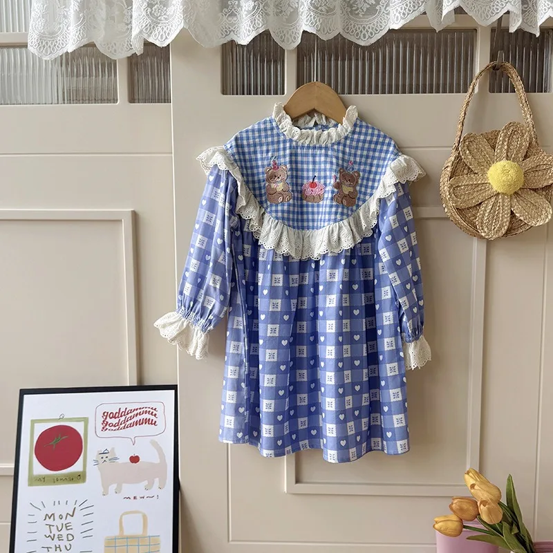 Girls Dress 2025 Autumn New Style Lace Cartoon Embroidered Lotus Leaf Edge Checkered Skirt Long Sleeve Childrens Skirt
Girls Dress 2025 Autumn New Style Lace Cartoon Embroidered Lotus Leaf Edge Checkered Skirt Long Sleeve Childrens Skirt