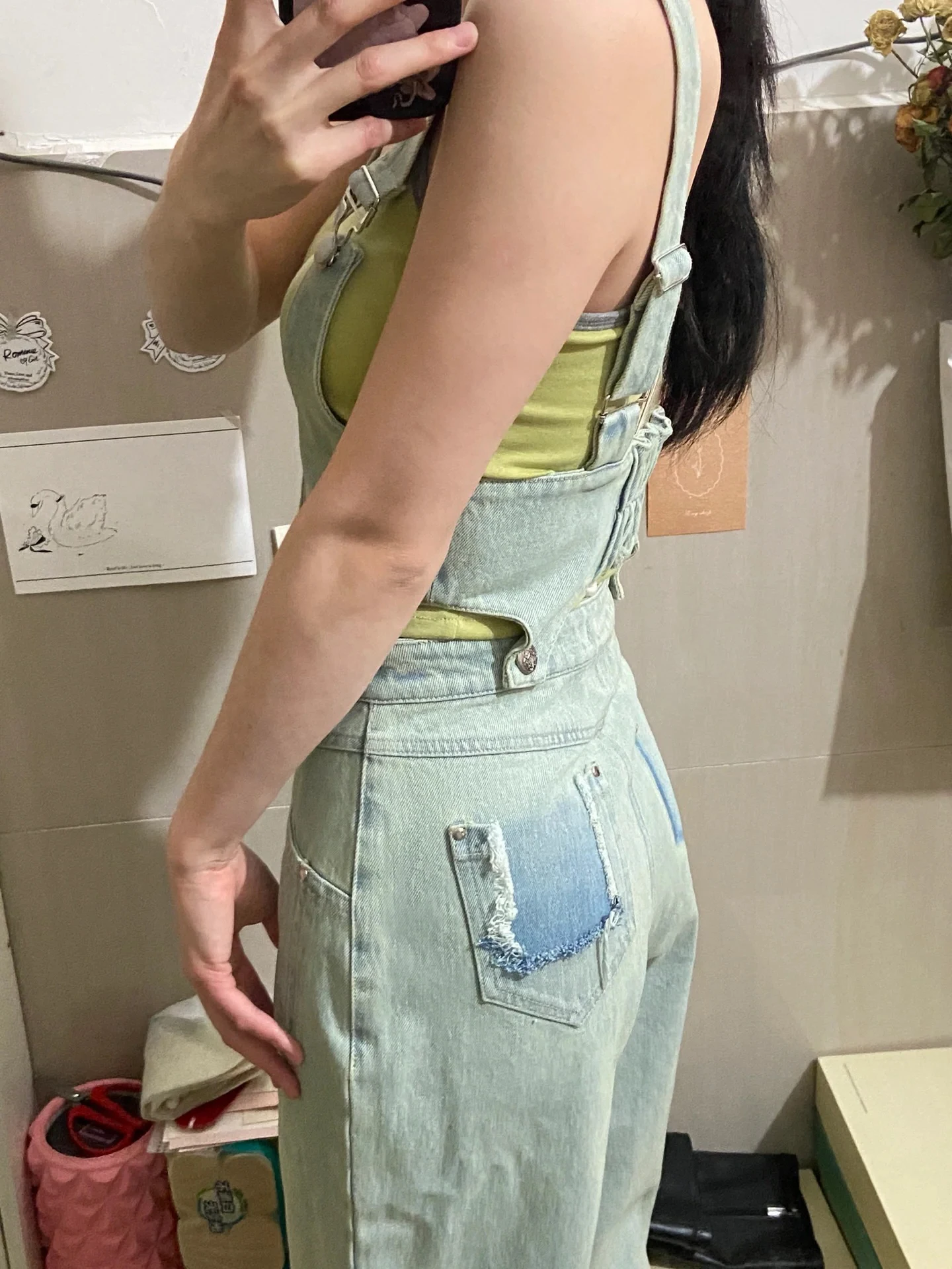Retro Hong Kong Style Light Blue Denim Overalls Women's Detachable Summer Color Collision Design Unique Salt System Two-Piece...
Retro Hong Kong Style Light Blue Denim Overalls Women's Detachable Summer Color Collision Design Unique Salt System Two-Piece...