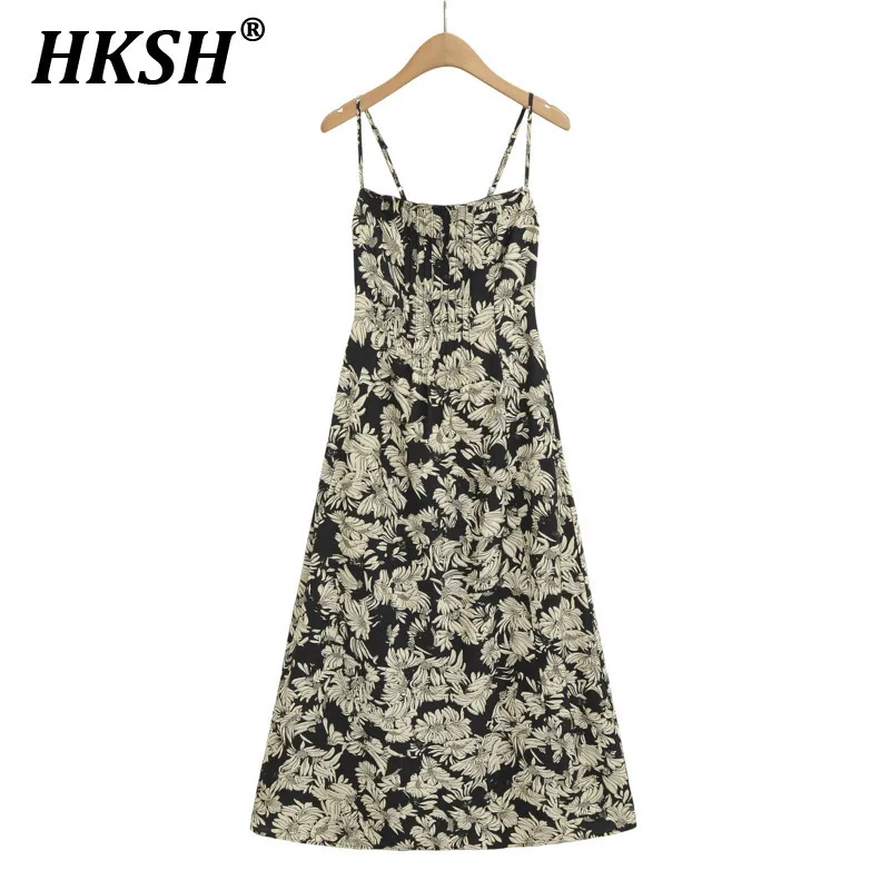 HKSH Summer New Women's Tide Ins Trendy Streetwear Vacation Style Elegant Waist Slimming A-line Floral Strap Long Dresses HK5836
HKSH Summer New Women's Tide Ins Trendy Streetwear Vacation Style Elegant Waist Slimming A-line Floral Strap Long Dresses HK5836
