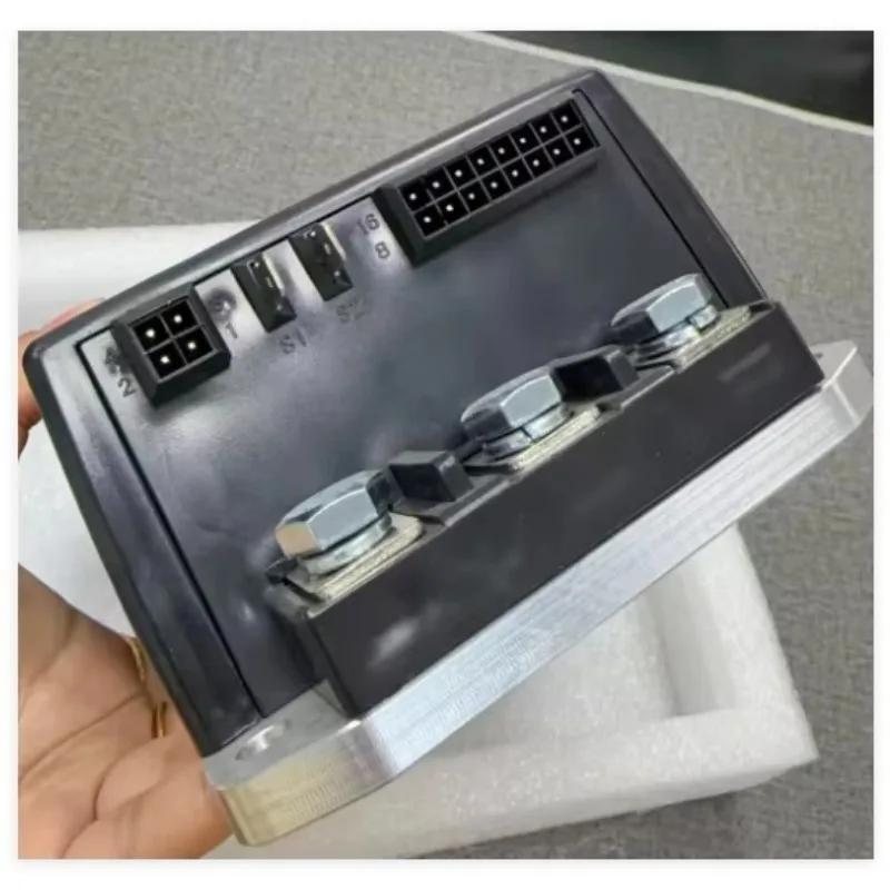 2026 1266r-5351 Controller 48v350a Dc Controller For Golf Carts And Forklifts Compatible With Club Car Precedent And DS
2026 1266r-5351 Controller 48v350a Dc Controller For Golf Carts And Forklifts Compatible With Club Car Precedent And DS