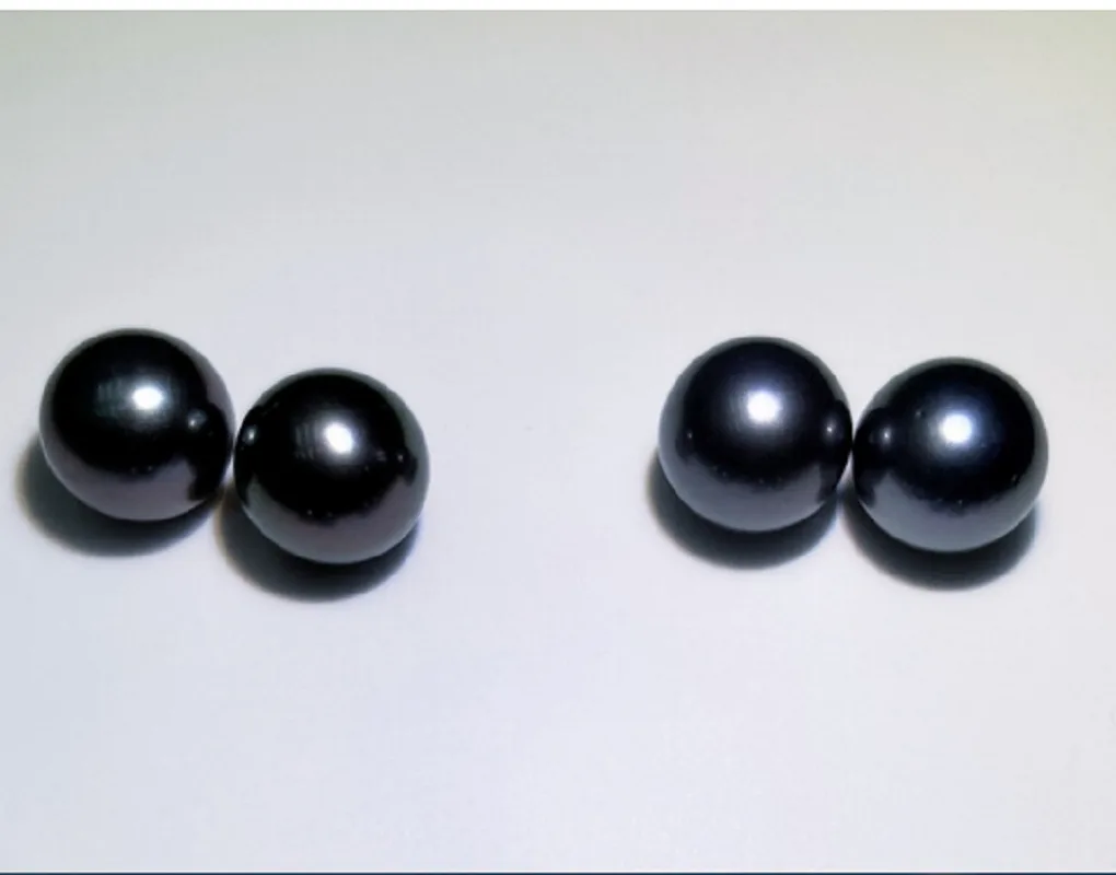 Pair of 12mm Natural South Sea Genuine Black Round Loose Pearl Undrilled 1818
Pair of 12mm Natural South Sea Genuine Black Round Loose Pearl Undrilled 1818