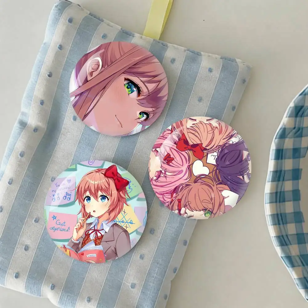 Game Doki D-Doki L-Literature C-Club Badge Creative Pins Brooch for Bag Clothes Hat Decor Gifts Fans Collect
Game Doki D-Doki L-Literature C-Club Badge Creative Pins Brooch for Bag Clothes Hat Decor Gifts Fans Collect