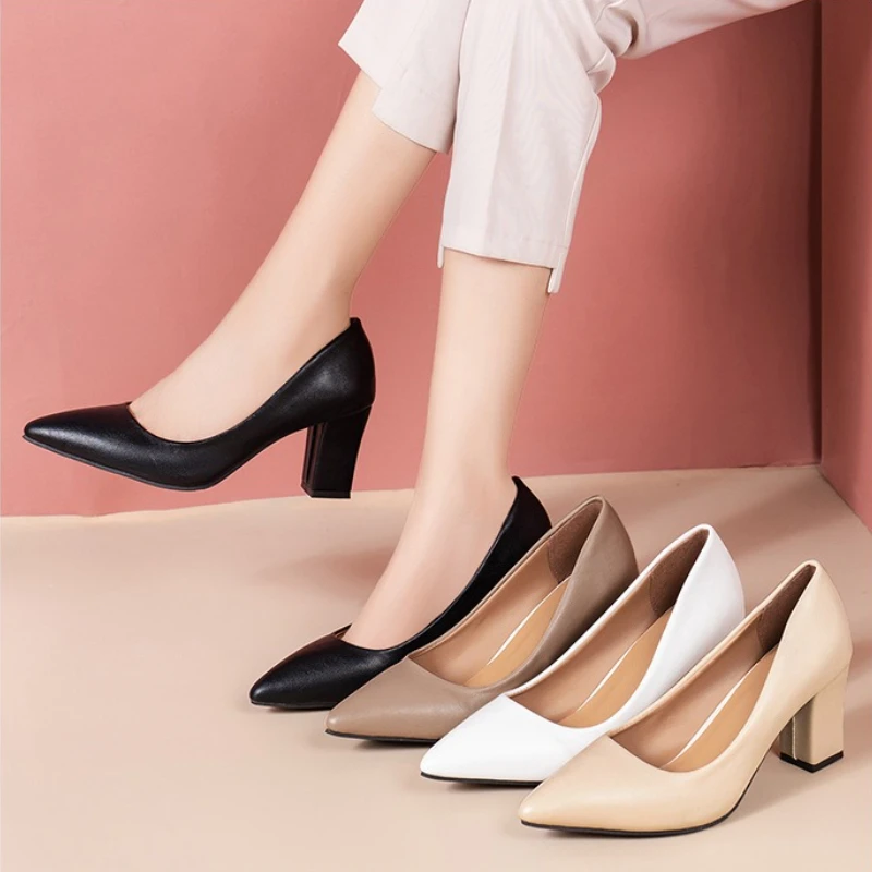 Women's Professional Matte Leather High Heel Pumps Slip-On Office Work Shoes Pointed Toe Low-Cut Chunky Heel Black Sizes 41 42
Women's Professional Matte Leather High Heel Pumps Slip-On Office Work Shoes Pointed Toe Low-Cut Chunky Heel Black Sizes 41 42