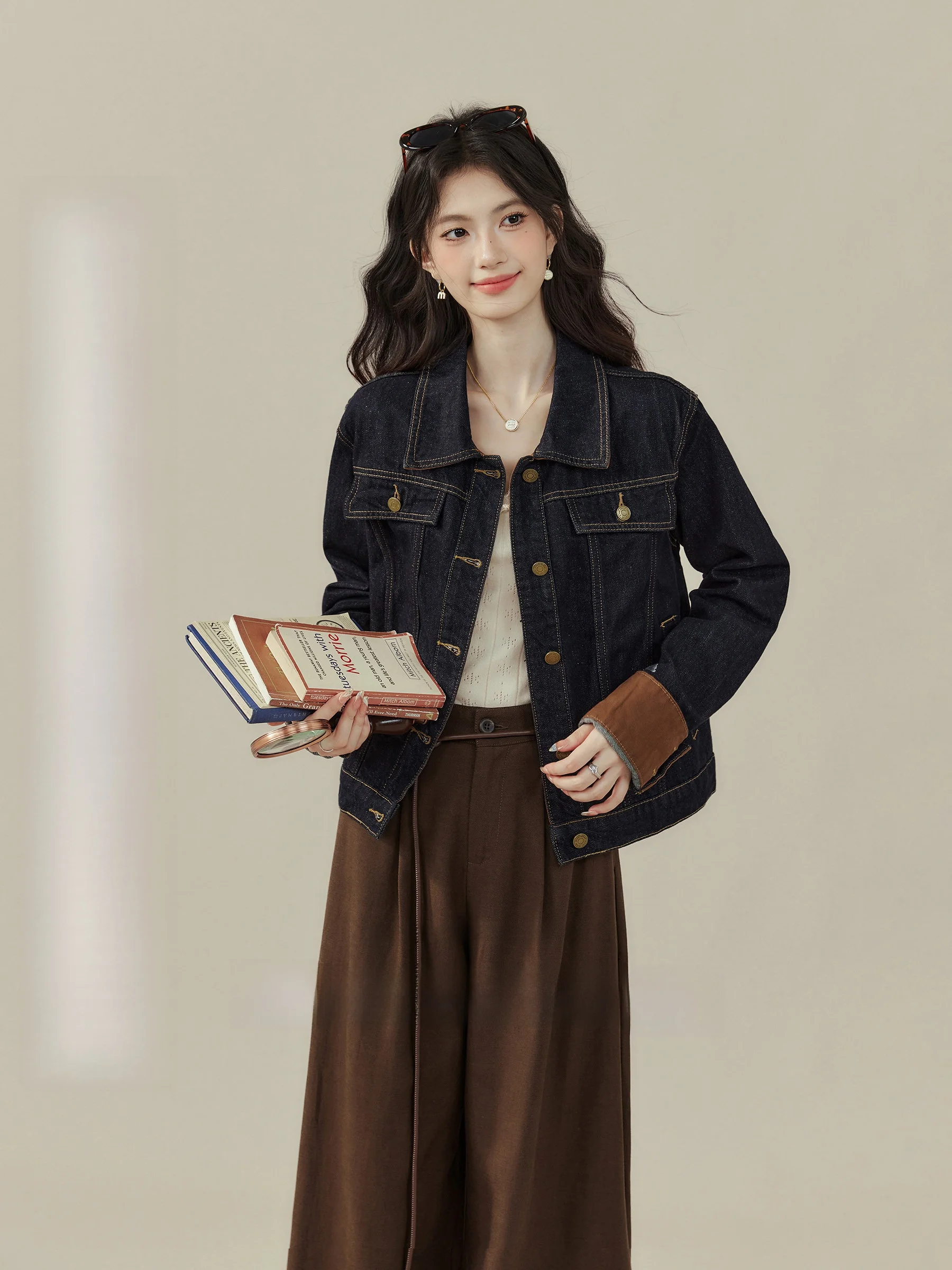 Verona, осенние винтажные свободные джинсы Jaet ort, большие размеры, женское модное верхнее пальто на пуговицах с небольшой фигуркой
Verona, осенние винтажные свободные джинсы Jaet ort, большие размеры, женское модное верхнее пальто на пуговицах с небольшой фигуркой