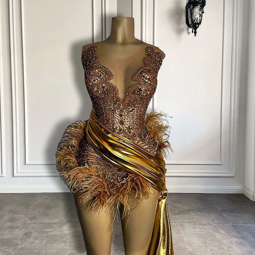 Luxury Gold Diamond Formal Occasion Cocktail Dresses Sheer Sexy See Through Black Girls Feather Short Prom Dresses 2025 Birthday
Luxury Gold Diamond Formal Occasion Cocktail Dresses Sheer Sexy See Through Black Girls Feather Short Prom Dresses 2025 Birthday