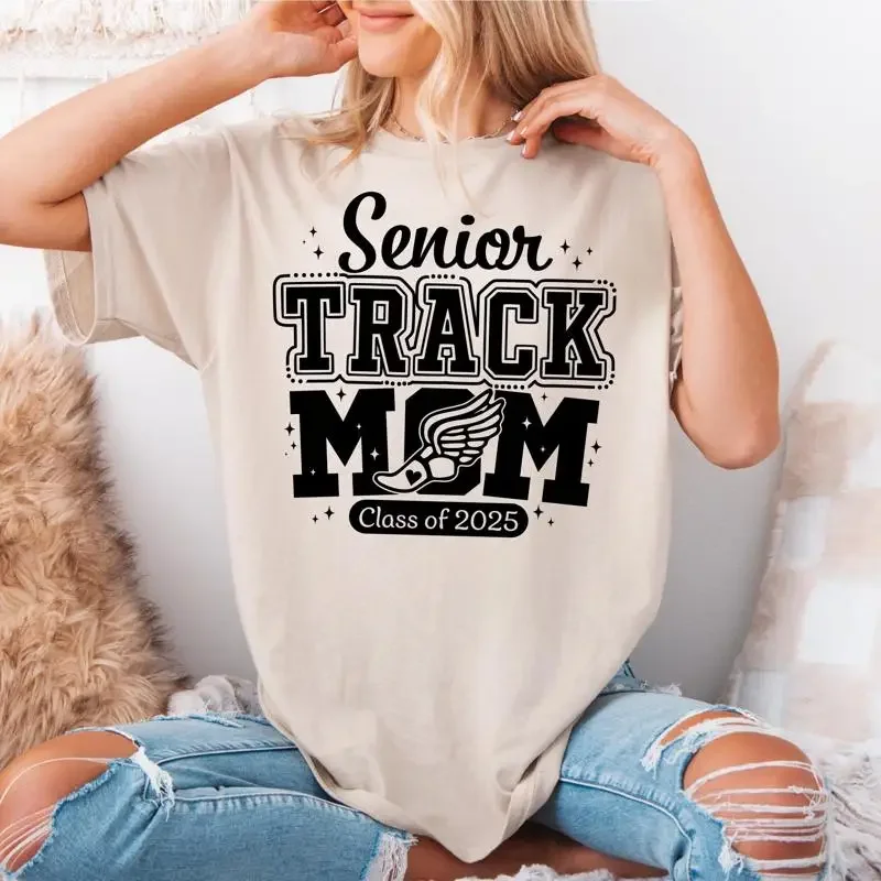 Футболка Senior Track Mom Class Of 2025 SweaT Graduation Mother
Футболка Senior Track Mom Class Of 2025 SweaT Graduation Mother