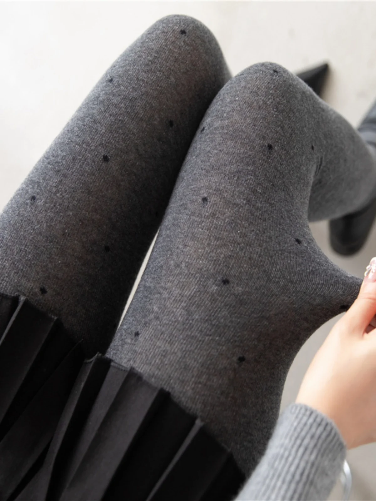 Thiened Retro Polka Dot ey Women's Leggings Autumn Winter New Sle Outerwear Base Layer Pants Warm Cotton Blend Casual
Thiened Retro Polka Dot ey Women's Leggings Autumn Winter New Sle Outerwear Base Layer Pants Warm Cotton Blend Casual