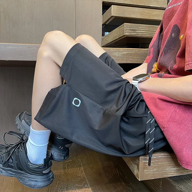 Mens Casual Shorts 5-Inch Quick-Dry Beach Summer Loose Fit with Side Split Pockets Basic Design Sweatpants Gym Shorts Men Shorts
Mens Casual Shorts 5-Inch Quick-Dry Beach Summer Loose Fit with Side Split Pockets Basic Design Sweatpants Gym Shorts Men Shorts