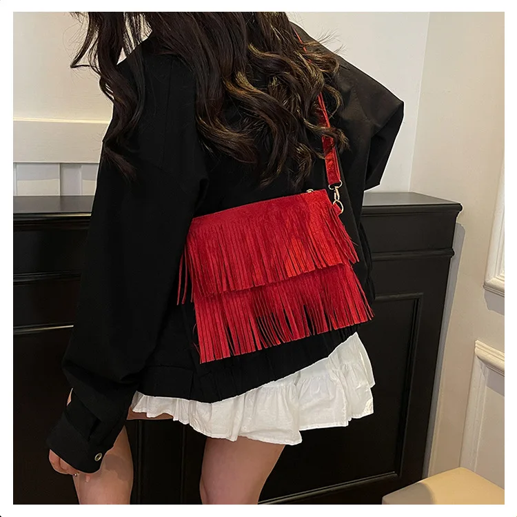 2025 Cross-Border Spot Bohemian Style Tassel Crossbody Bag, Retro Suede Shoulder Bag, Casual Women's Large Capacity
2025 Cross-Border Spot Bohemian Style Tassel Crossbody Bag, Retro Suede Shoulder Bag, Casual Women's Large Capacity