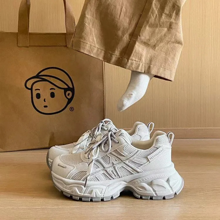 Женские кроссовки в европейском стиле, дышащие, на толстой подошве, увеличивающие рост, ретро, хит продаж, модные повседневные туфли
Женские кроссовки в европейском стиле, дышащие, на толстой подошве, увеличивающие рост, ретро, хит продаж, модные повседневные туфли