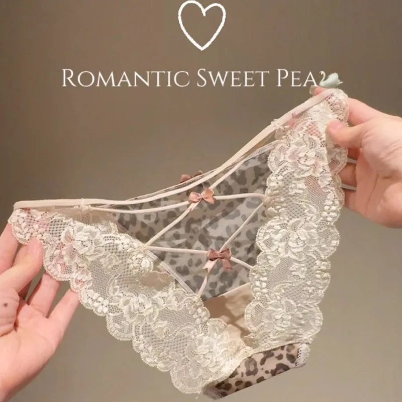 2025 кружевные трусики с леопардовым принтом, женское нижнее белье с прозрачной спиной и вырезом, сексуальные соблазнительные трусики, мягкое сетчатое дерзкое бикини, один размер
2025 кружевные трусики с леопардовым принтом, женское нижнее белье с прозрачной спиной и вырезом, сексуальные соблазнительные трусики, мягкое сетчатое дерзкое бикини, один размер