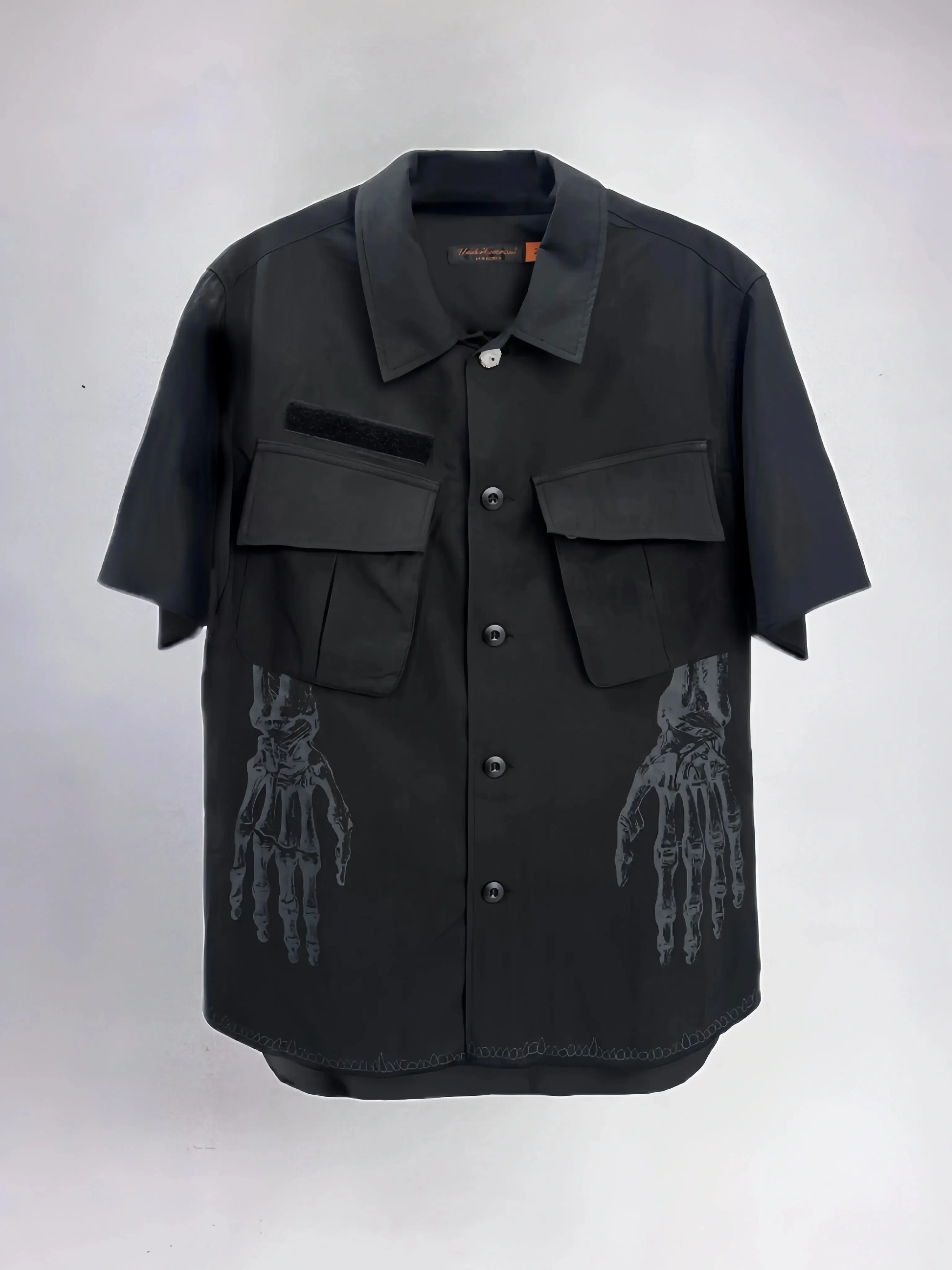 Under 2004ss but beautiful printed grotesque shirt
Under 2004ss but beautiful printed grotesque shirt