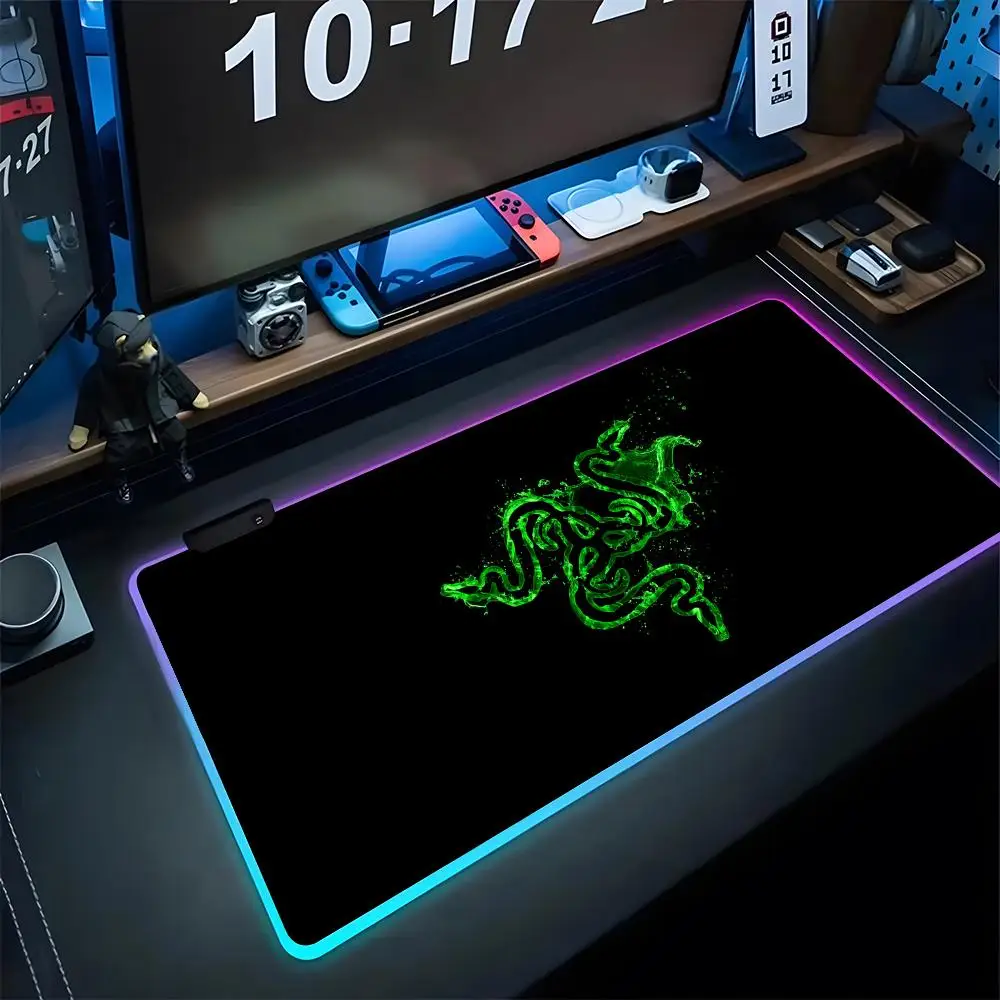 Коврик для мыши Razer, игровой RGB-коврик для мыши с подсветкой, коврик для клавиатуры, для геймеров, XXL, для ноутбука, настольный коврик, подкладка для стола
Коврик для мыши Razer, игровой RGB-коврик для мыши с подсветкой, коврик для клавиатуры, для геймеров, XXL, для ноутбука, настольный коврик, подкладка для стола