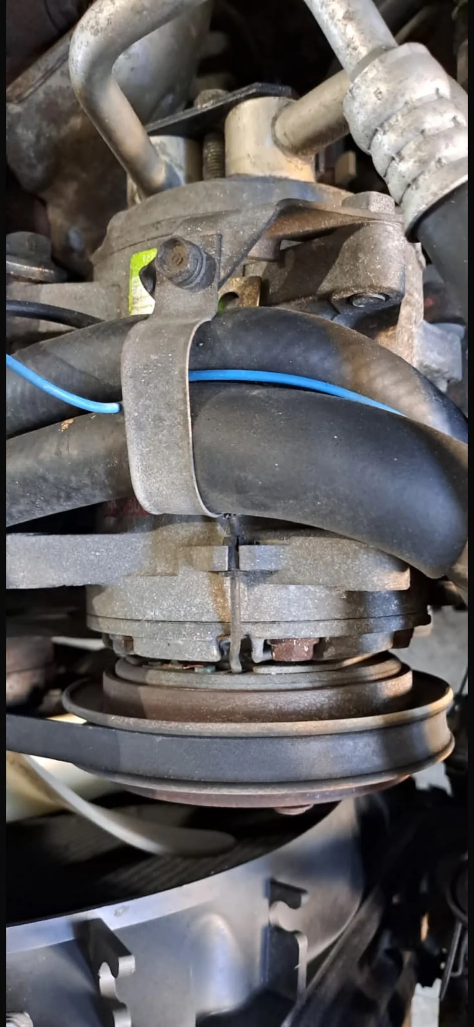 AC Compressor For ISUZU NKR 8971053580
AC Compressor For ISUZU NKR 8971053580