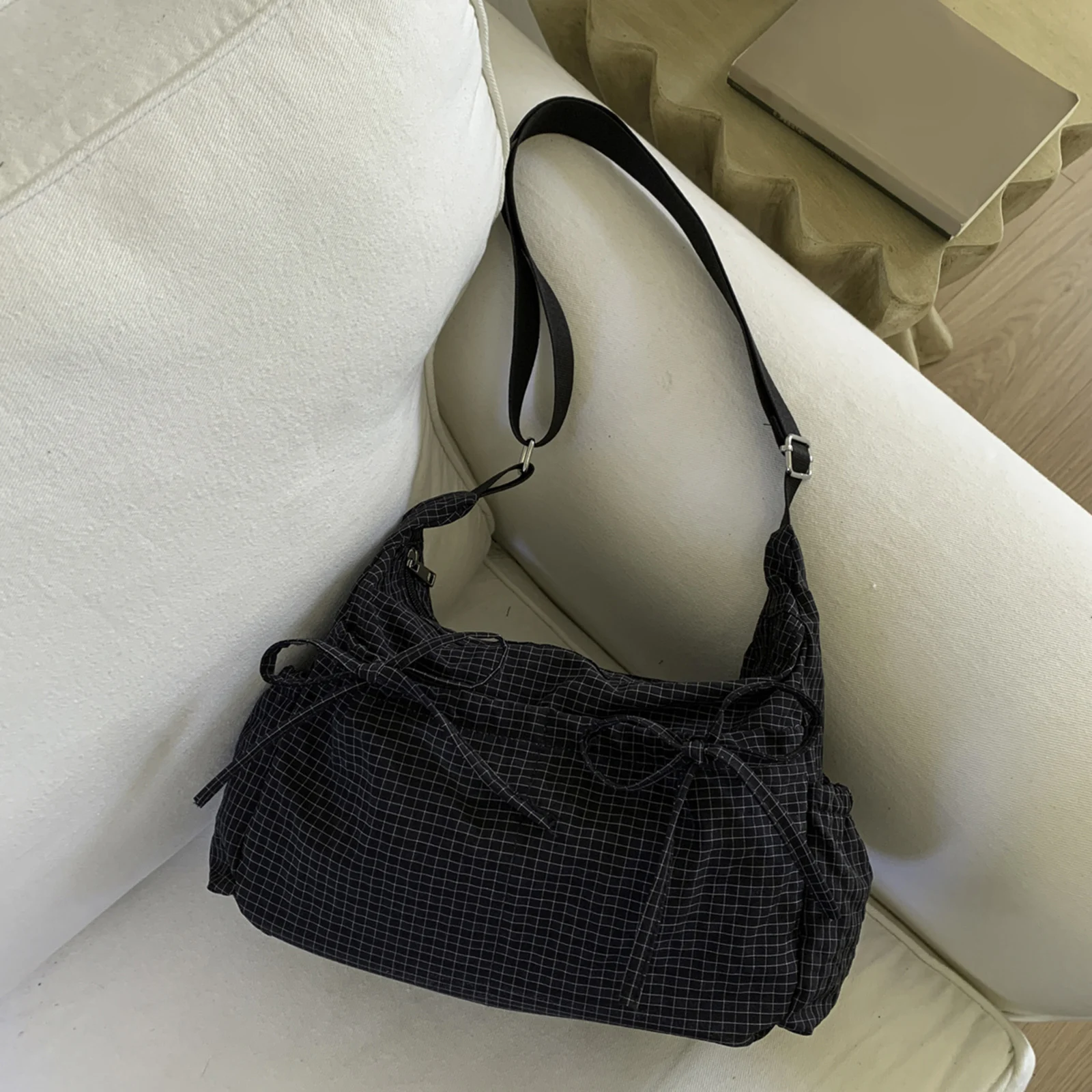 Женские клетчатые сумки через плечо в стиле кэжуал для работы и шопинга (черный)
Женские клетчатые сумки через плечо в стиле кэжуал для работы и шопинга (черный)