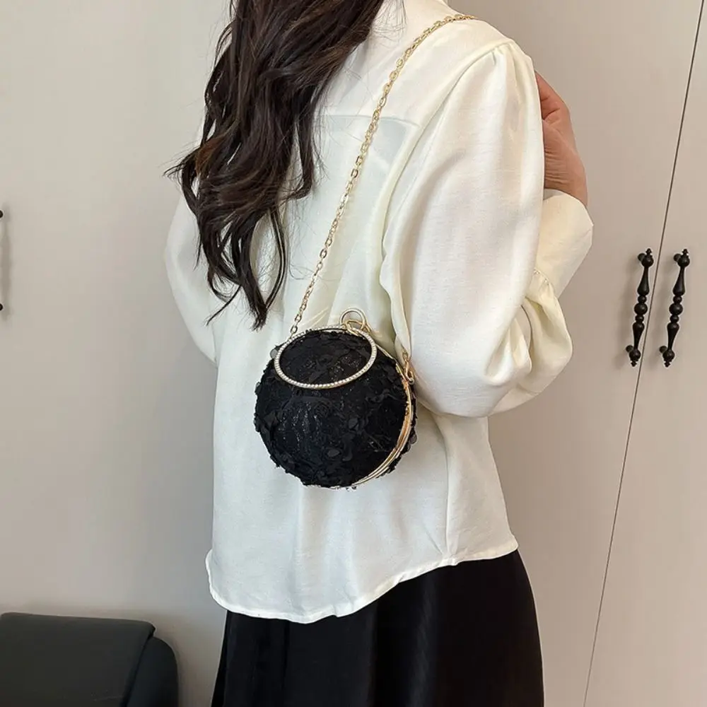 Retro Embroidery Evening Banquet Bag Large Capacity Lace Ball Handbag Crossbody Bag Shoulder Bag Clutch Purse Wedding
Retro Embroidery Evening Banquet Bag Large Capacity Lace Ball Handbag Crossbody Bag Shoulder Bag Clutch Purse Wedding